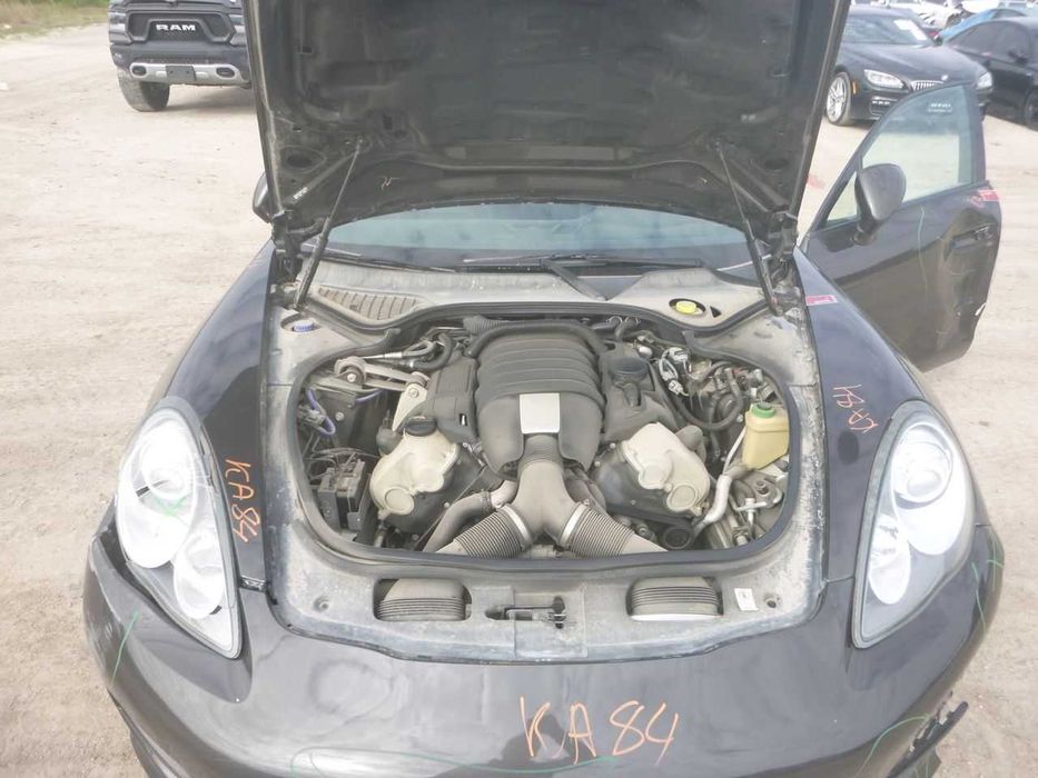 Порше Панамера 4 / Porsche Panamera 4 США шрот б/у авторозборка