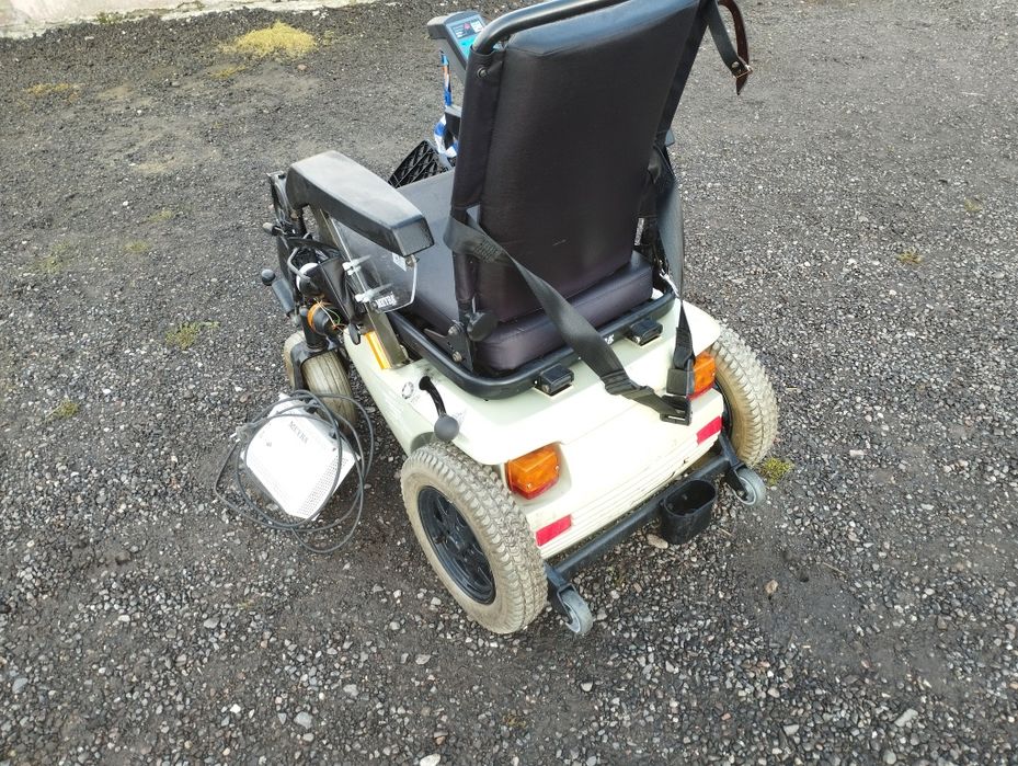 Elektryczny wózek inwalidzki Meyra, używany sprawny