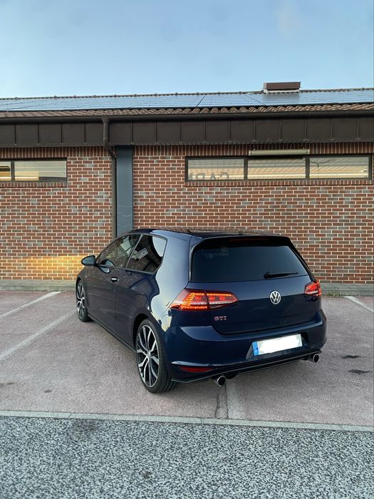 VW Golf 7 GTI Performance 230cv MANUAL | ORIGINAL