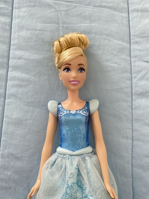 Cinderela boneca nova sem caixa