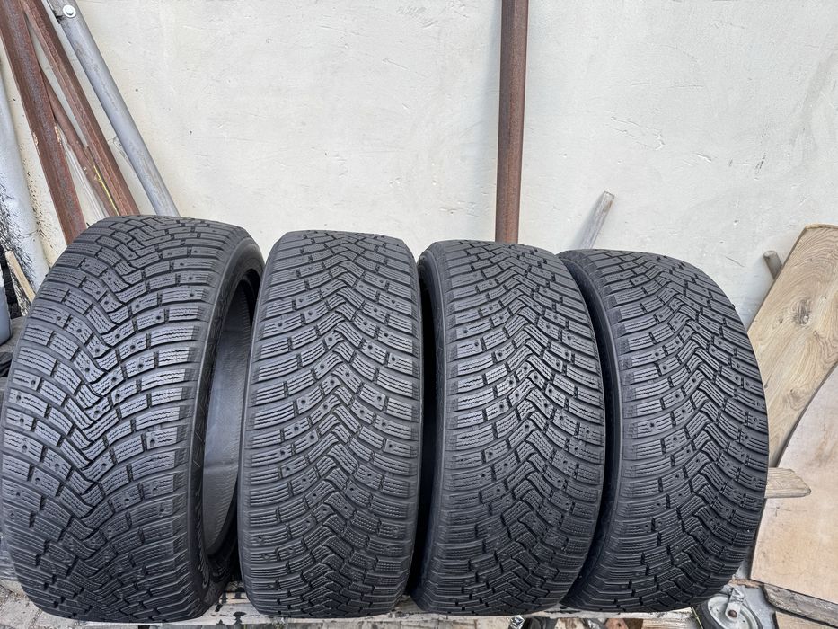 245/45 R19 102T XL Continental IceContact 3