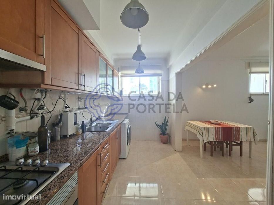 T2 Venda  - Pronto Habitar - Mem Martins - 275.000