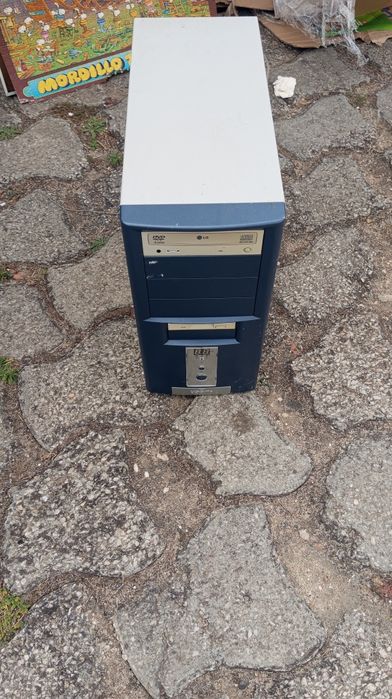 Torre de PC computador