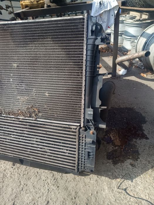 Chłodnica wody intercooler obudowa przewody 2.0tdi 2.5tdi VW Crafter I