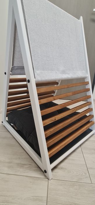 Domek dla pieska lub kotka