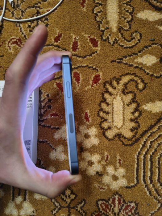 Продам айфон 13 мин