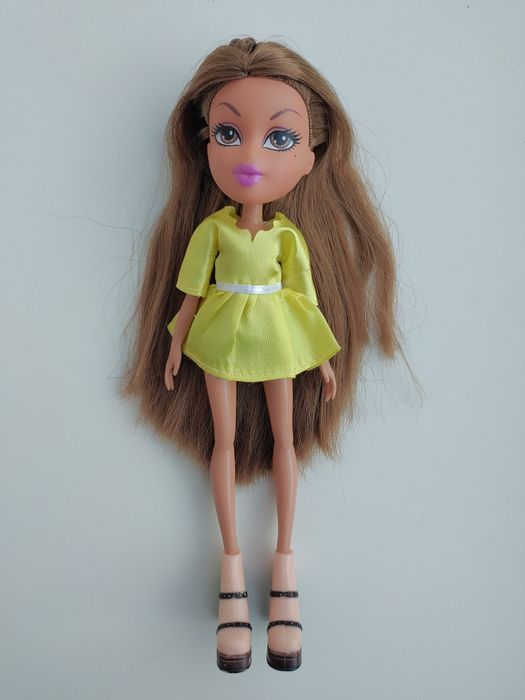 Kolekcjonerska Lalka Bratz Sleepover Party Yasmin 2015