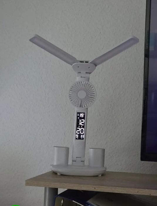 Настольная  светодиодная лампа сенсорная с вентилятором и часами