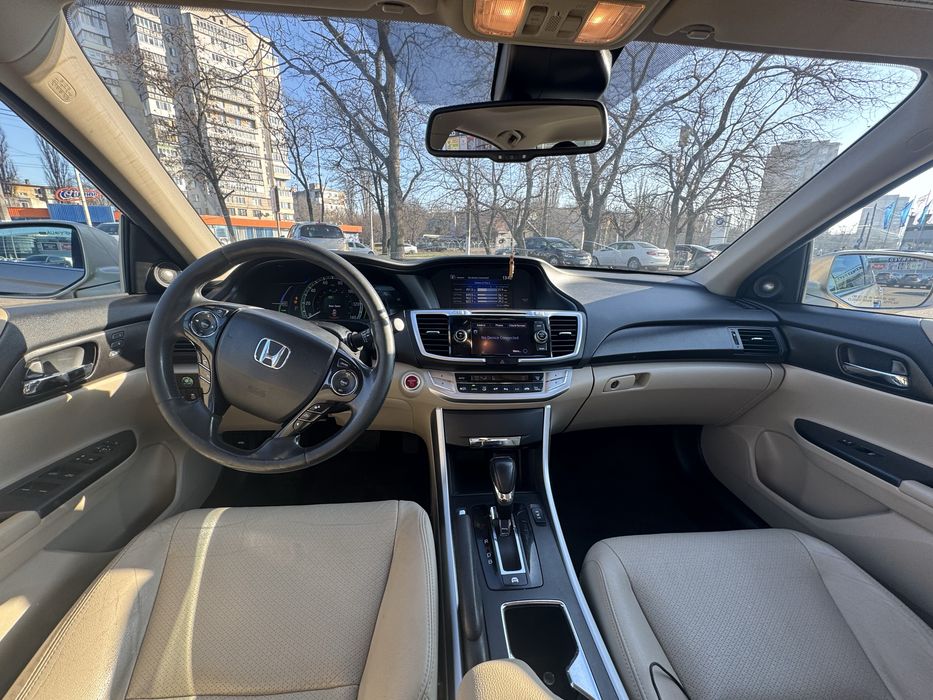 Honda Accord 9 Hybrid 2014