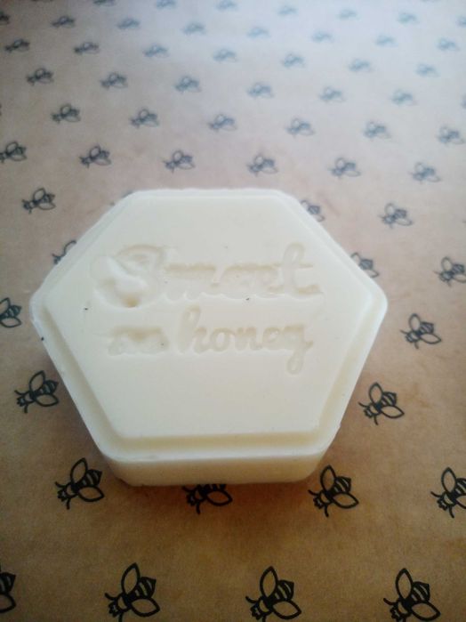 Mydełka bez SLS z dodatkiem miodu i wosku