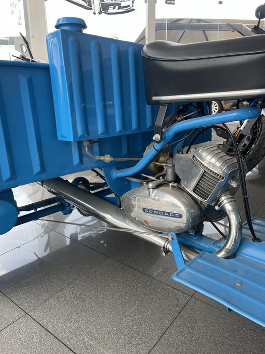 Famel Zundapp TRICICLO com Novo