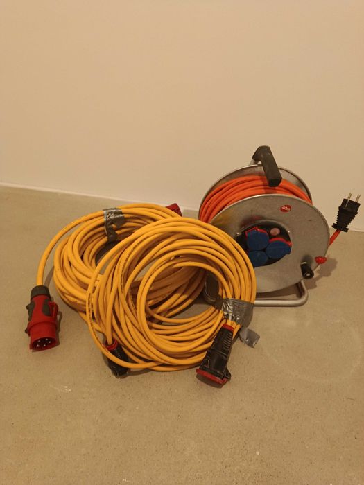 Przedłużacz na bębnie ,kabel siliwy