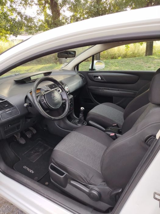 Citroën C4 — fotografia 7