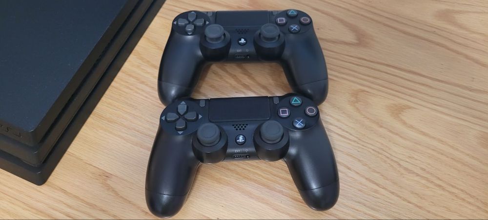 Playstation ps4 pro 1tb
