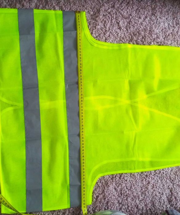 Жилет сигнальний з світловідбиваючою стрічкою на липучцв