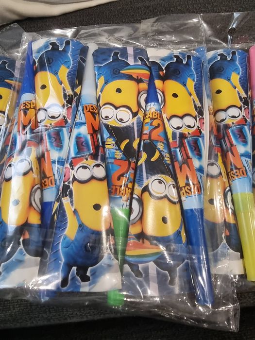 Conjunto de 18 cornetas dos mínimos a estrear