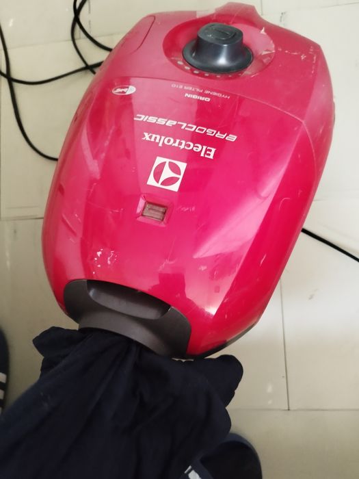 Odkurzacz Electrolux ZP400EL uszkodzony sprawny