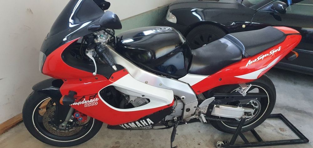 Yamaha thunderace 1000 de 2000
