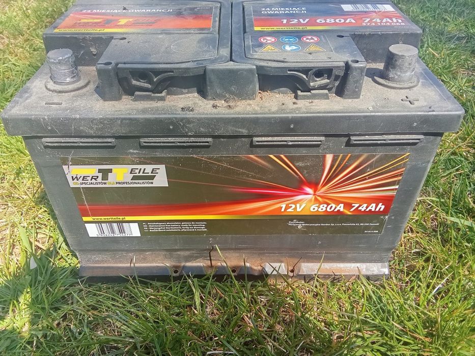 Akumulator 12v 680 .74Ah