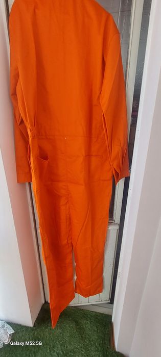 Комбинезон рабочий . Оранжевй .