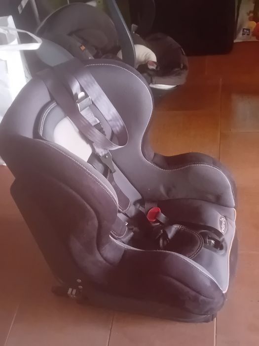 Cadeira para auto marca  Namia