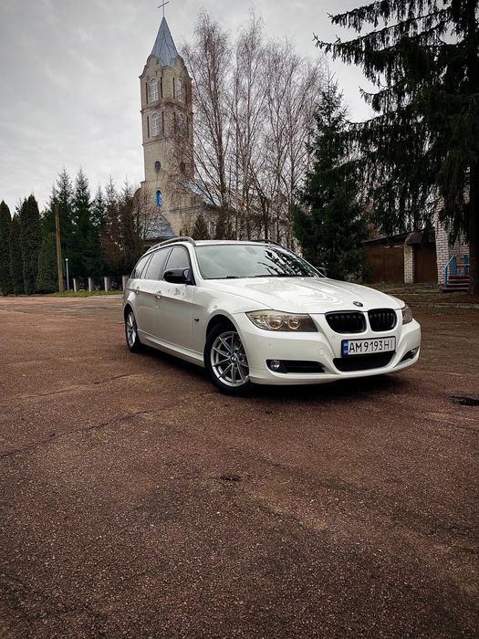 Продам BMW e91 320d