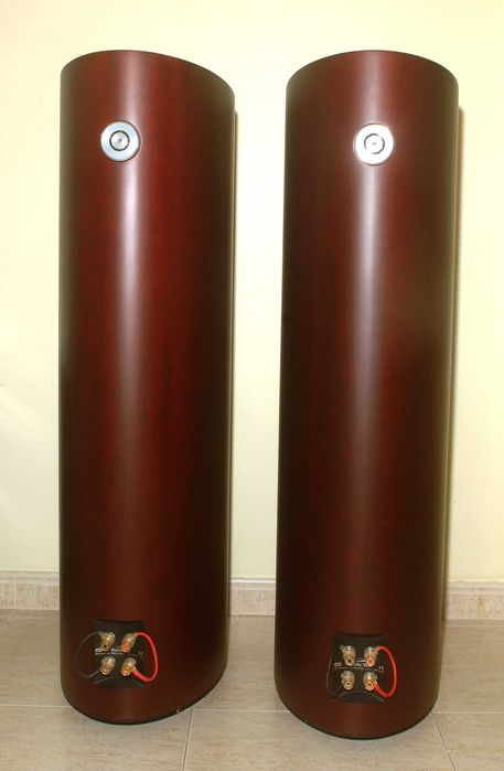Colunas B&W Nautilus 803