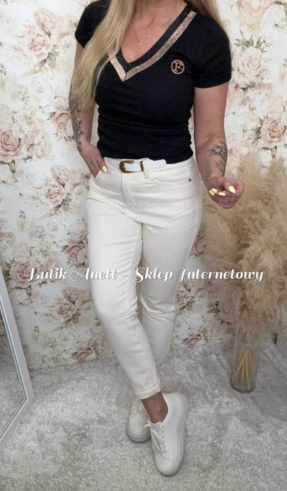 Jeansy kolor Śmietanka z paskiem M. Sara, Mom Fit (wychodzą większe) XL