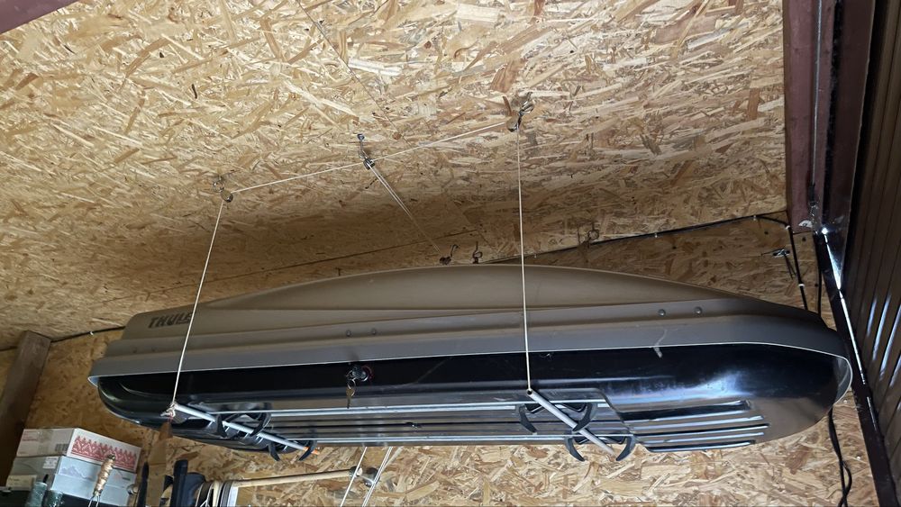 Багажник THULE Atlantis 600, поперечини з опорами