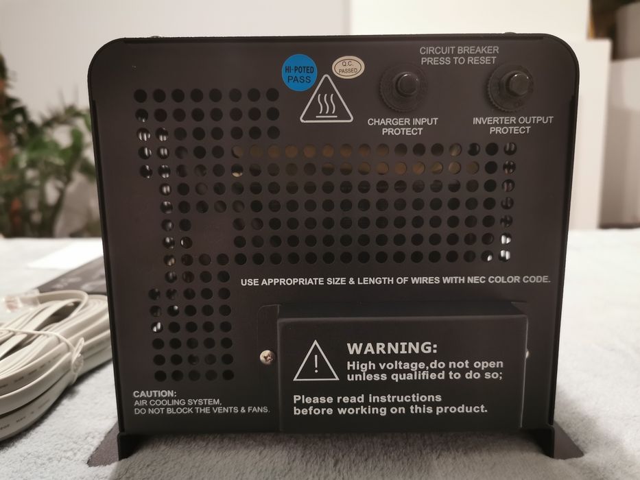 Power Sinus Volt 3000W 12V Zasilacz  UPS  z panelem awaryjnym