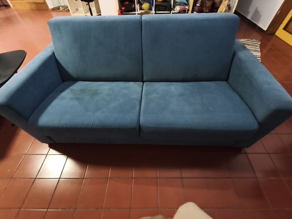 Sofa cor azul usado