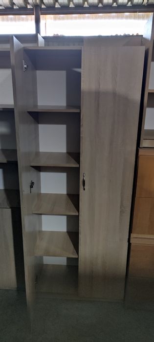 Продам шкафы и стеллажи: 750 грн. - Офісні меблі Дніпро на Olx