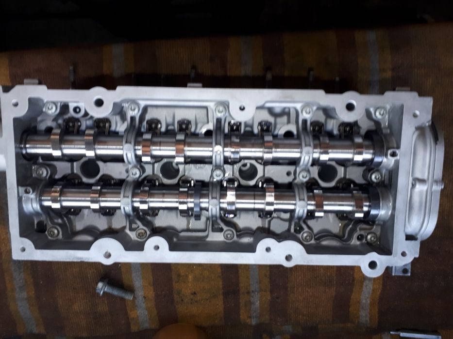 Głowica 04L103403D 2.0 TDI T6 VW MAN tge CRAFTER
