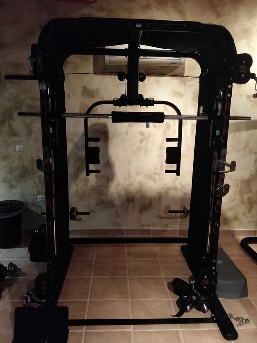 Strength Training Machine479886226594867201