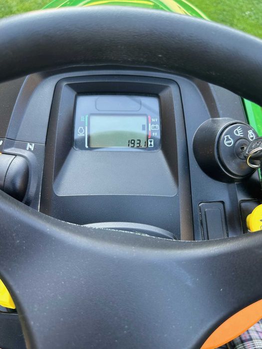 Traktorek ogrodowy JOHN DEERE X350R + DEFLEKTOR TYLNY