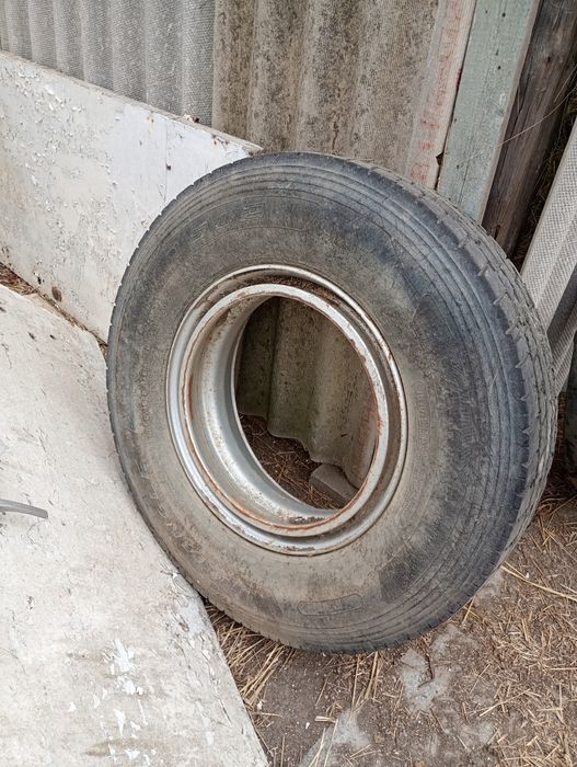 Шини на камаз 22,5
