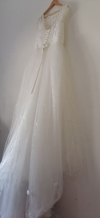 Vestido de noiva encantador