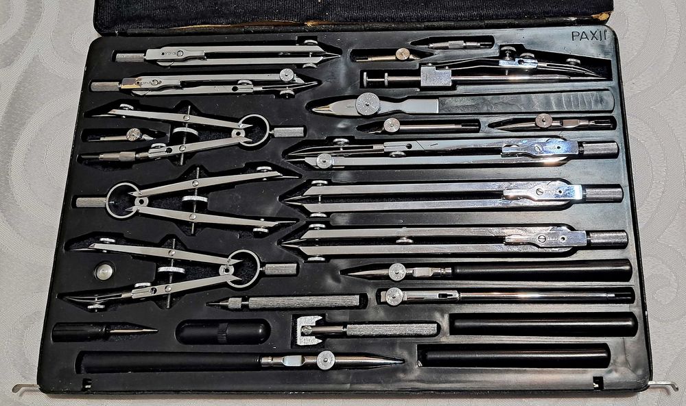 Skala PAXII zestaw kreślarski cyrkle 24 elementów