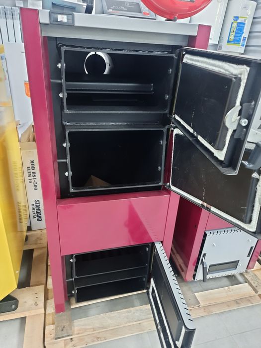 Котел твердопаливний