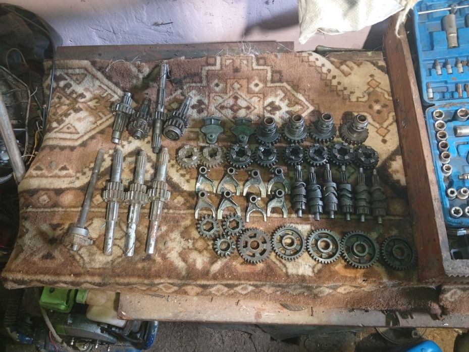 Коробка передач Иж планета 3