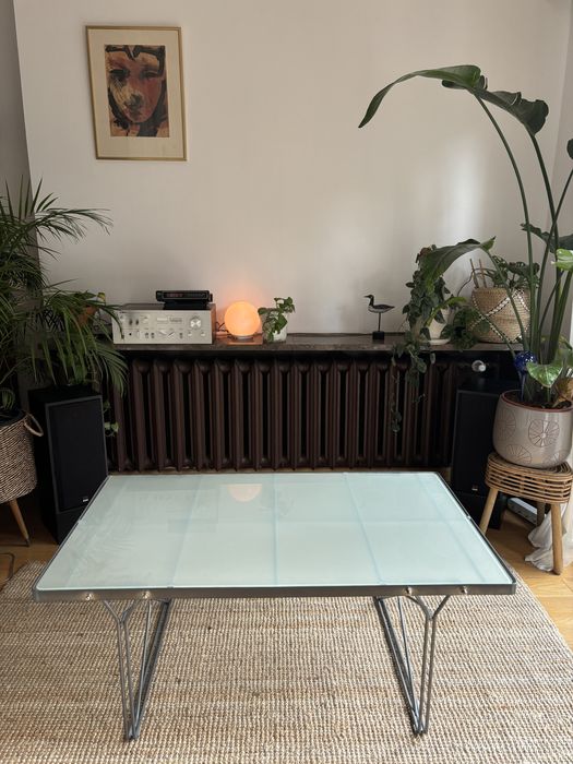 Stolik ze szkła hartowanego Niels Gammelgaard Ikea 1986