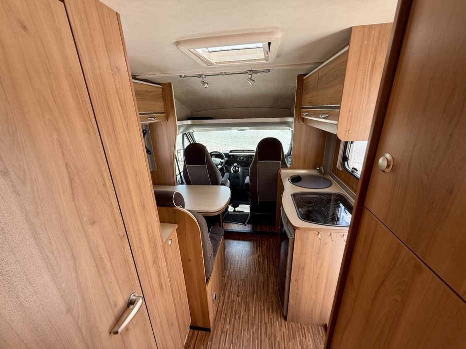 (Reservada)Autocaravana Ford perfilada Burstner Nexxo T620 com AC 2.2 TDCi  140cv ano 2009