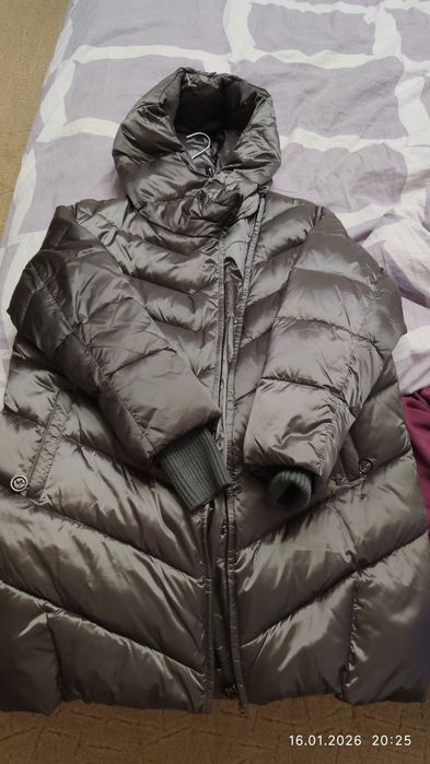 Пальто зимове 56-58 розмір с капюшоном