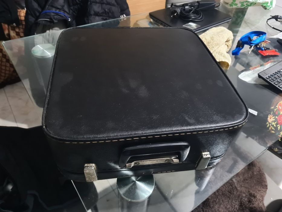 Maquina de escrever antiga  privileg 340