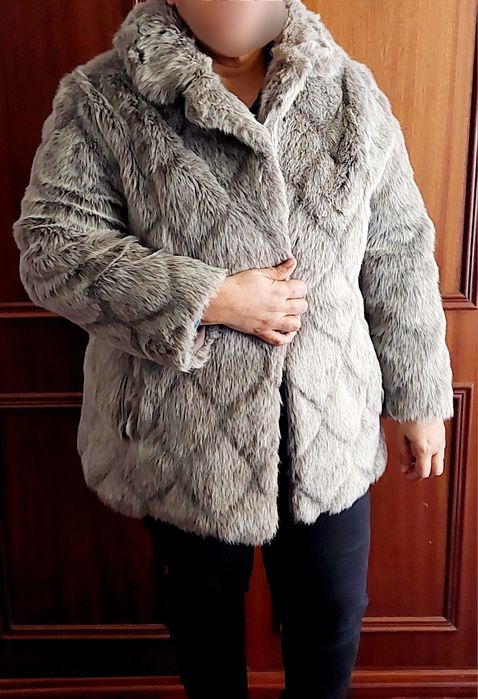 Casaco em pêlo cinzento vintage