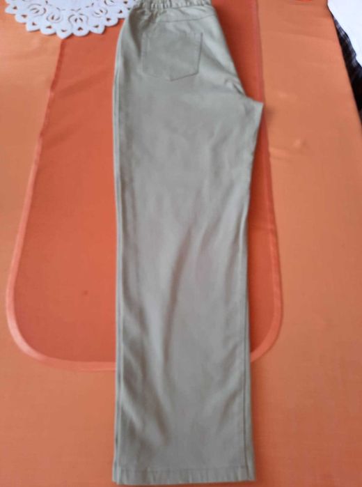 Spodnie męskie w rozm. 44