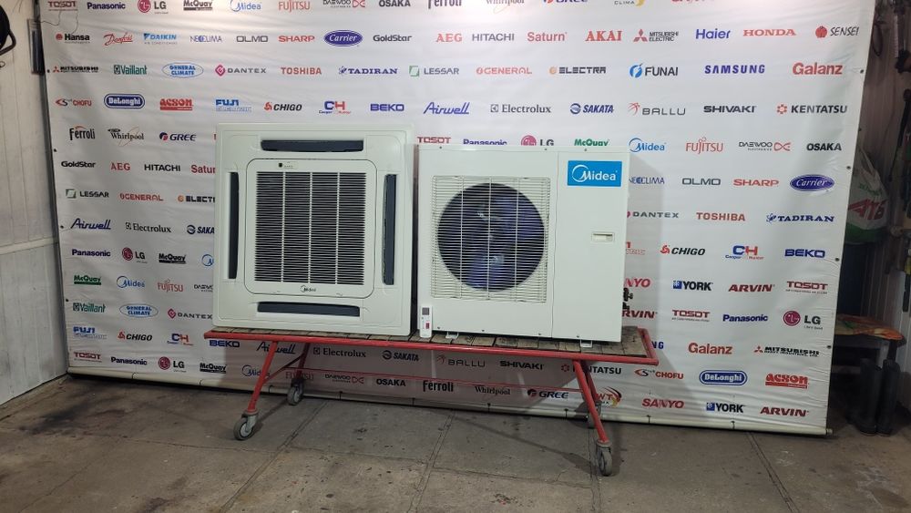 Касетний кондиционер Midea