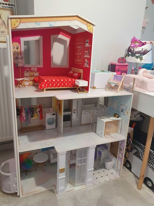 Domek Rainbow High z jacuzzi