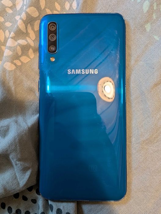 Samsung Galaxy A50 4/64Gb