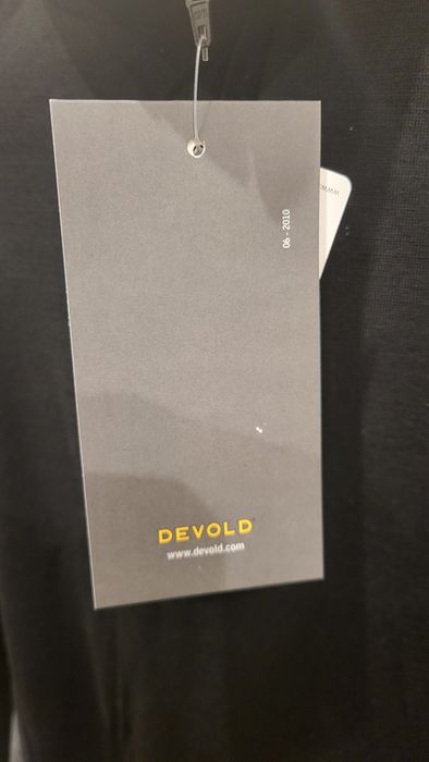 DEVOLD - Bluzka termoaktywna z wełny Merino.